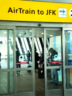 jfk airtrain public transit jfk airport nyc manhattan