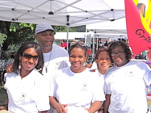 chef mom and staff at the jamaican jerk festival 2012 photos